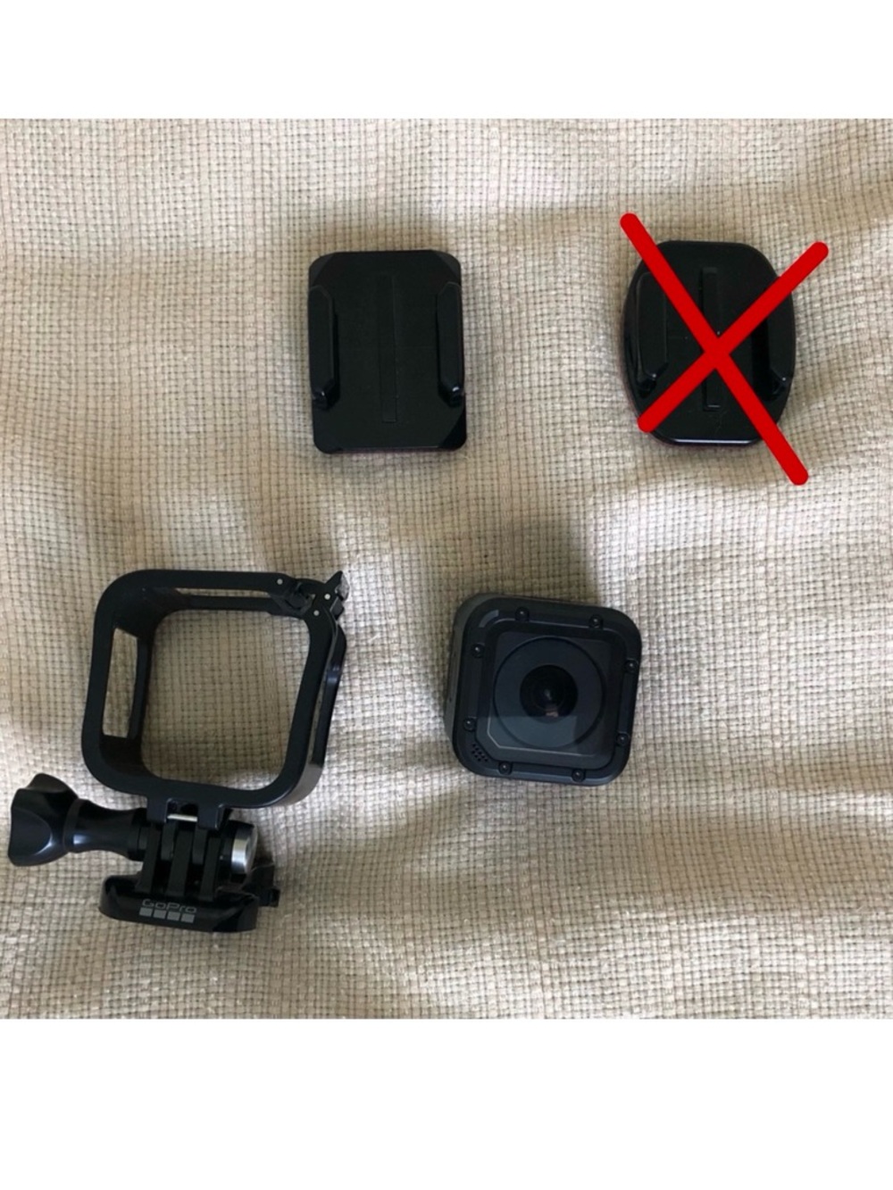 GoPro Hero 4 Session with mount case